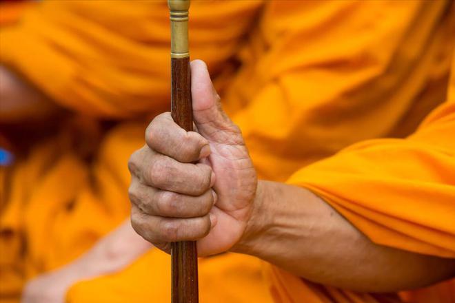 没钱也要吃3样忌3事建议记得麻将胡了电子游戏大年初八有(图2)